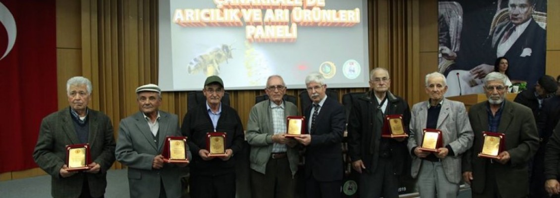 ÇANAKKALE'DE ARICILIK VE ARI ÜRÜNLERİ KONULU  PANEL DÜZENLENDİ...